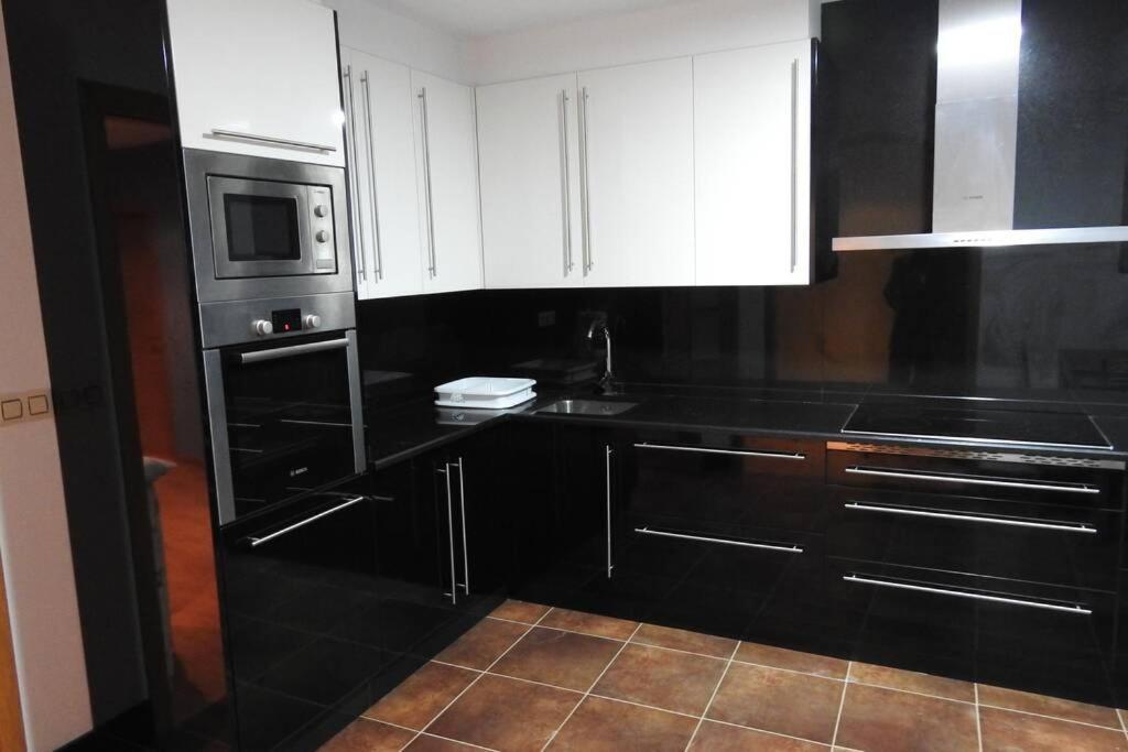 Apartamento De 4 Dormitorios En Camariñas المظهر الخارجي الصورة