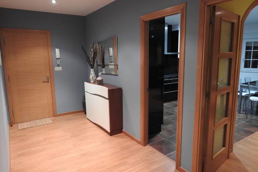 Apartamento De 4 Dormitorios En Camariñas المظهر الخارجي الصورة