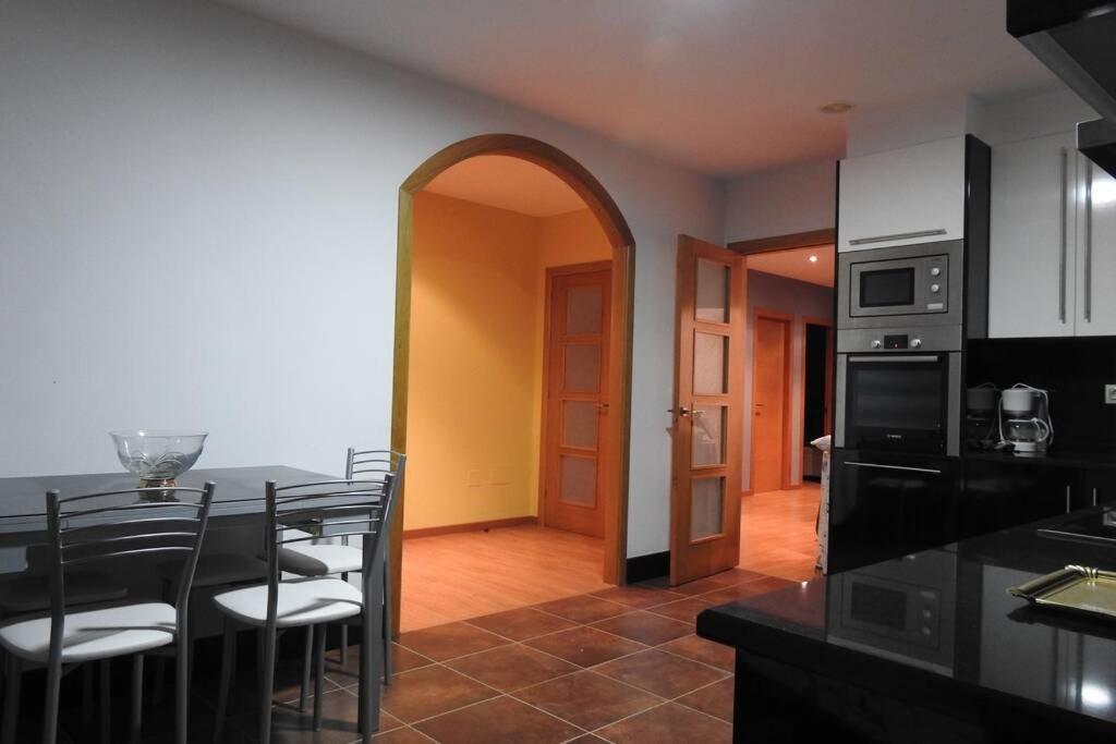 Apartamento De 4 Dormitorios En Camariñas المظهر الخارجي الصورة